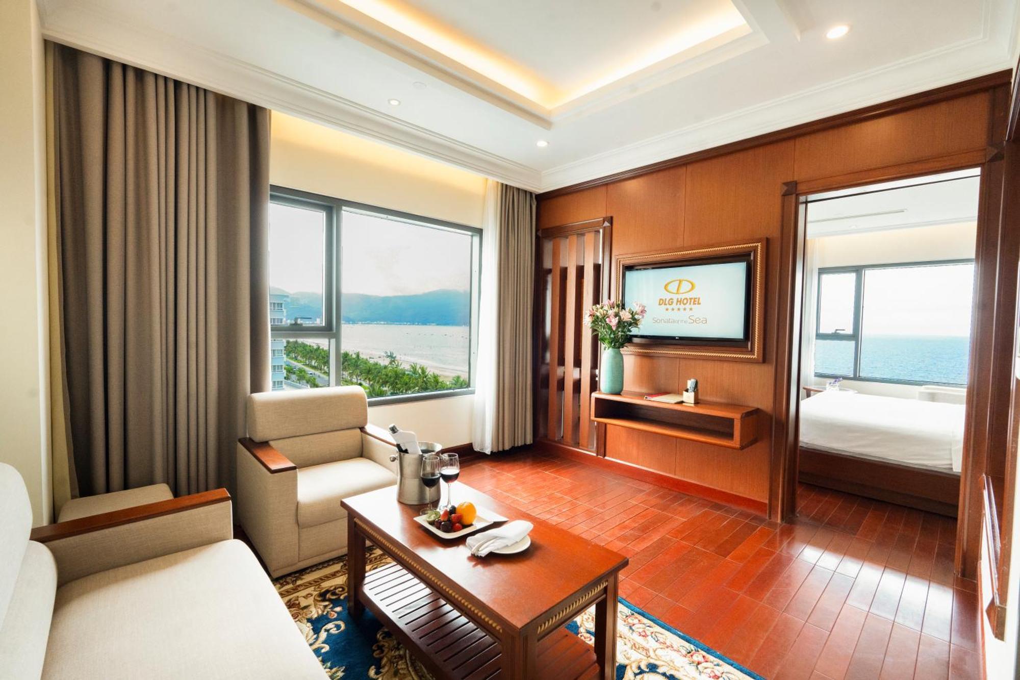 Dlg Hotel Danang Exterior foto A suite at the hotel
