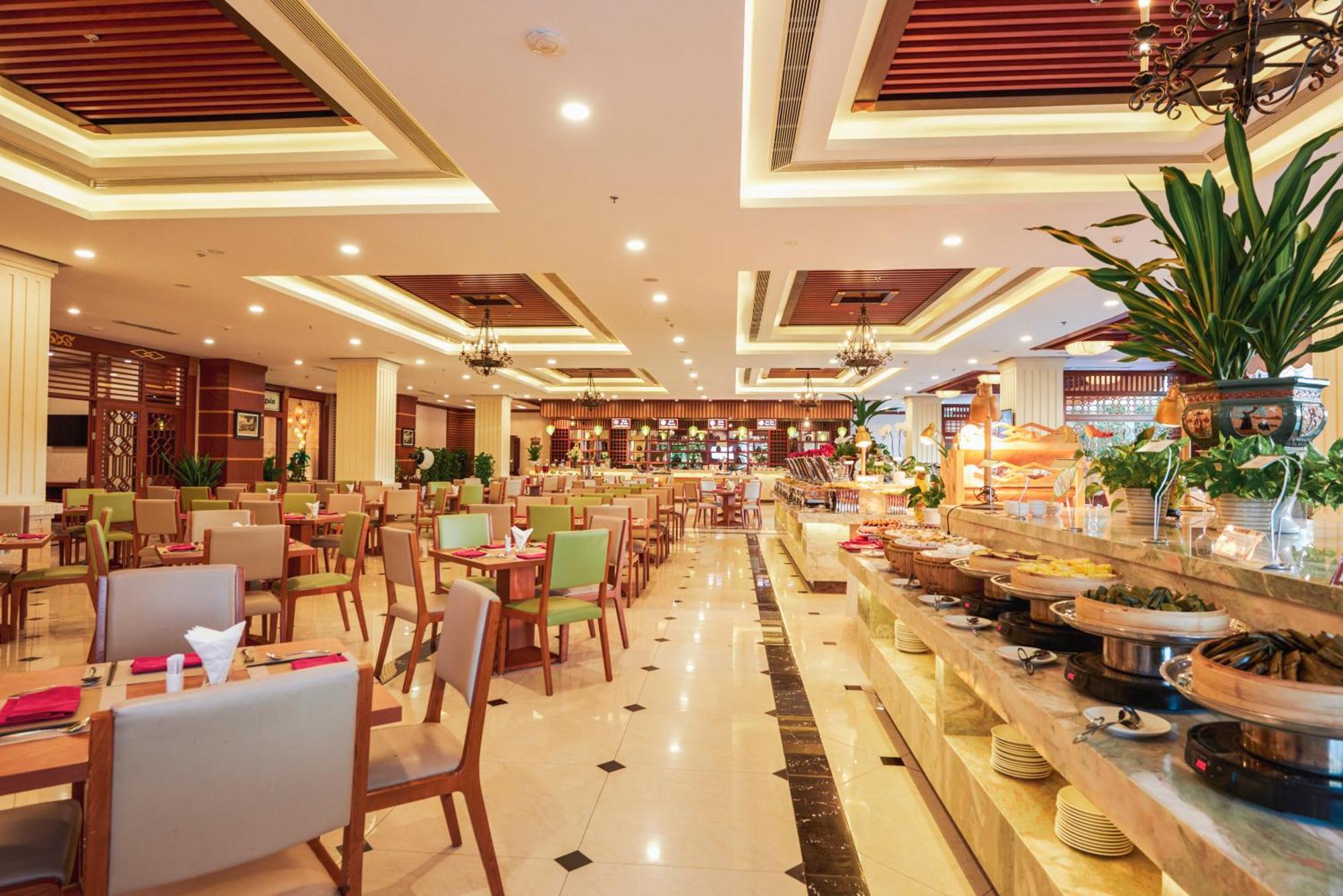 Dlg Hotel Danang Exterior foto The restaurant