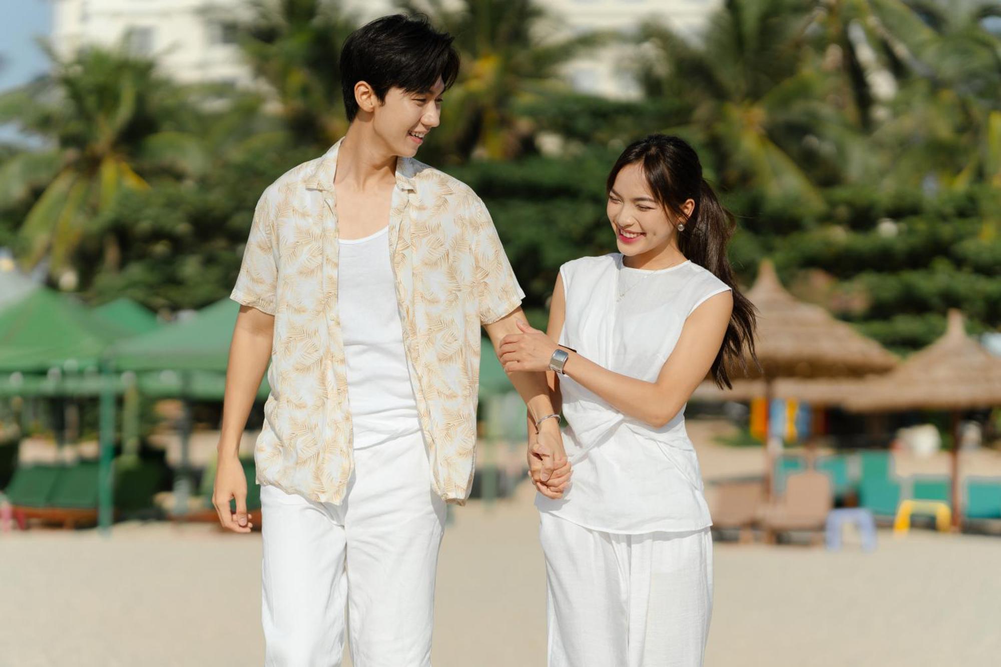 Dlg Hotel Danang Exterior foto Kim Seon-ho and Lee Ji-hyun in 2019